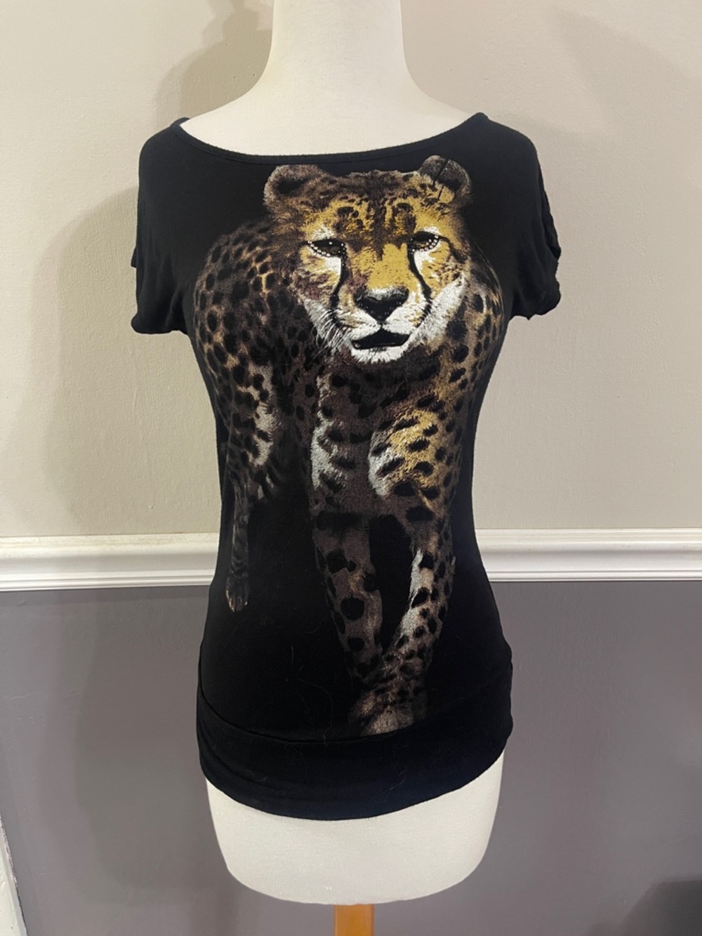Rue 21 Y2K Black Cheetah Graphic Print Open Back Tee